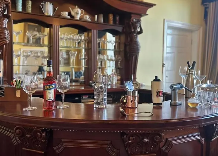 Newcastle House Hotel Longford